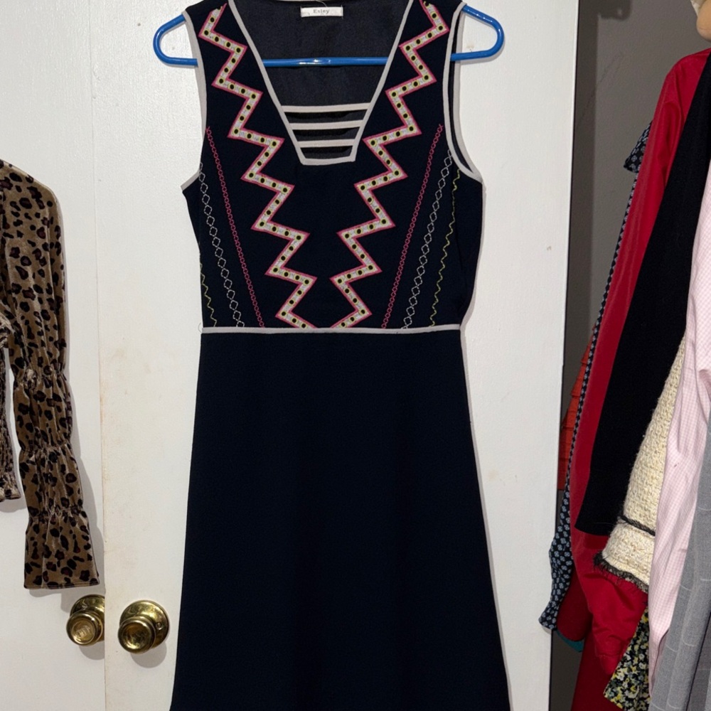Boutique dress Esley navy blue Aztec design size small#fall#shower#daydress#boho